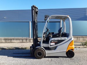 STILL RX60-25 4 ELÉCTRICA 4 RUEDAS