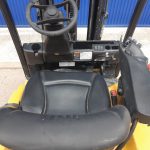 YALE 1600 KGS ELÉCTRICA 4 RUEDAS full