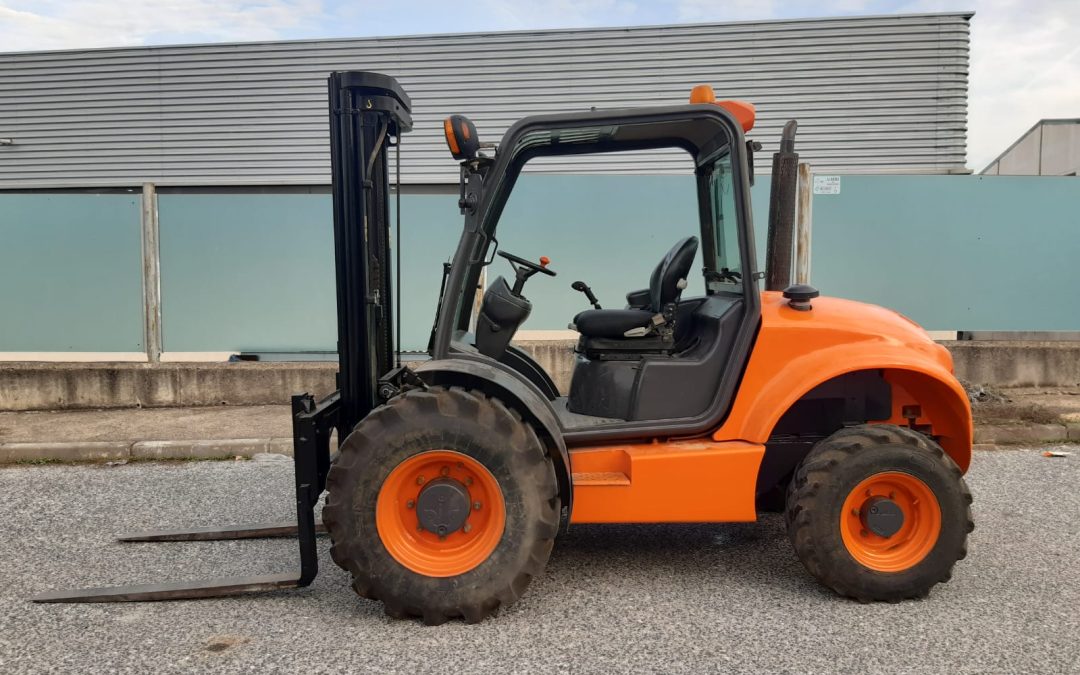 AUSA 4X4 2500 KGS DIESEL