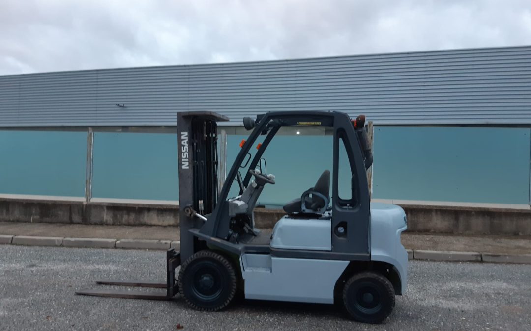 NISSAN 2000 KGS DIESEL MATRICULADA