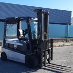 NISSAN 3000 KGS ELÉCTRICA 4 RUEDAS full