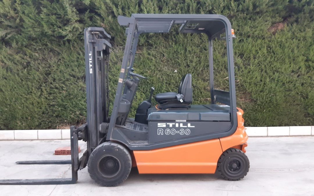 STILL R60-30 3000 KGS ELÉCTRICA 4 RUEDAS