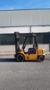 MITSUBISHI 2500 KGS DIESEL