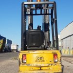 CARRETILLA ELEVADORA OM 1500 KGS ELECTRICA full
