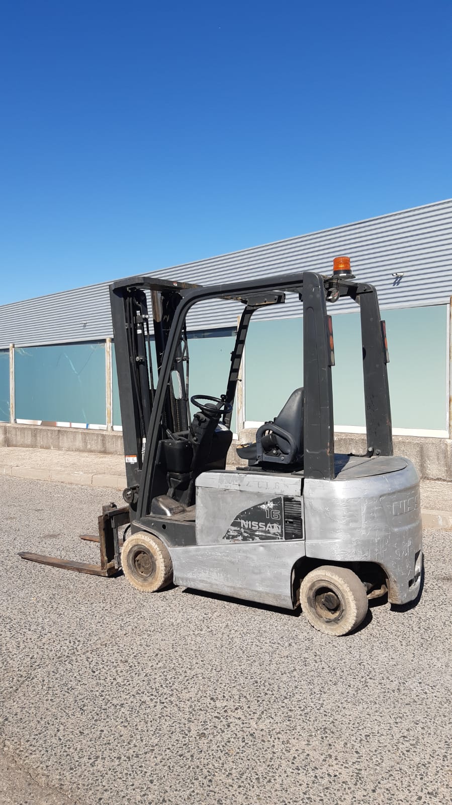 NISSAN 1600 KGS ELECTRICA