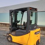 JUNGUEINRICH 1600 KGS ELECTRICA 3 RUEDAS full