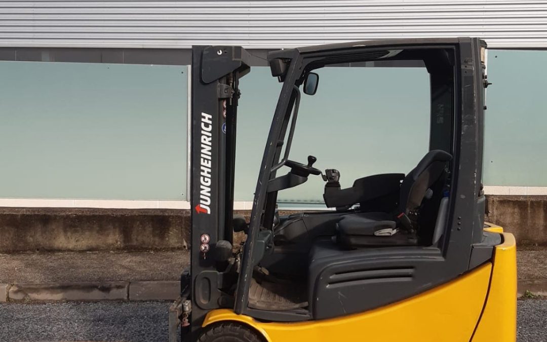 JUNGUEINRICH 1600 KGS ELECTRICA 3 RUEDAS