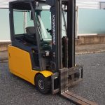 JUNGUEINRICH 1600 KGS ELECTRICA 3 RUEDAS full